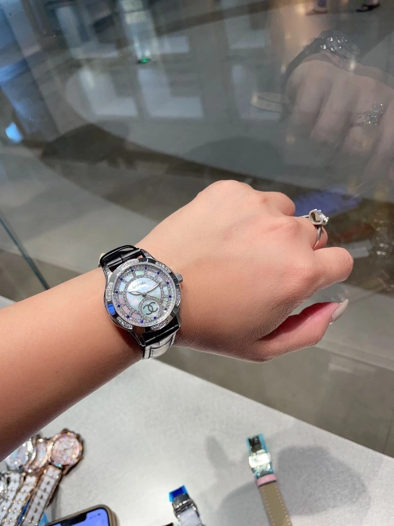 Breathable CHANEL Watches 181595