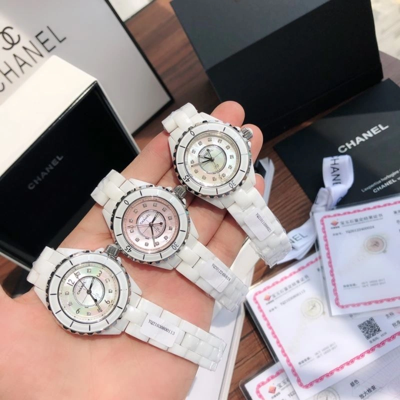 CHANEL Watches FashionForward 181594