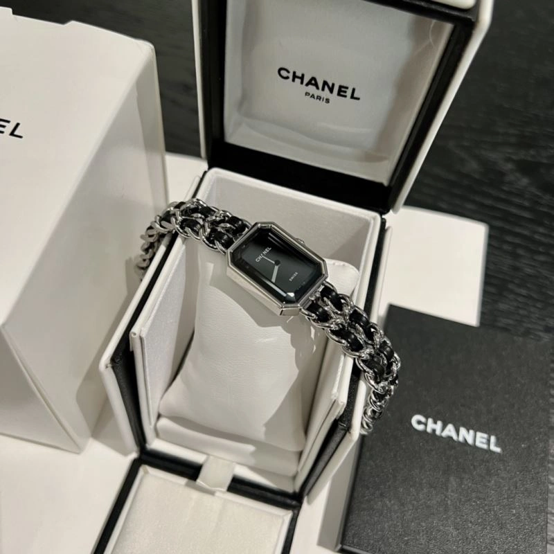 Thermal CHANEL Watches 181593