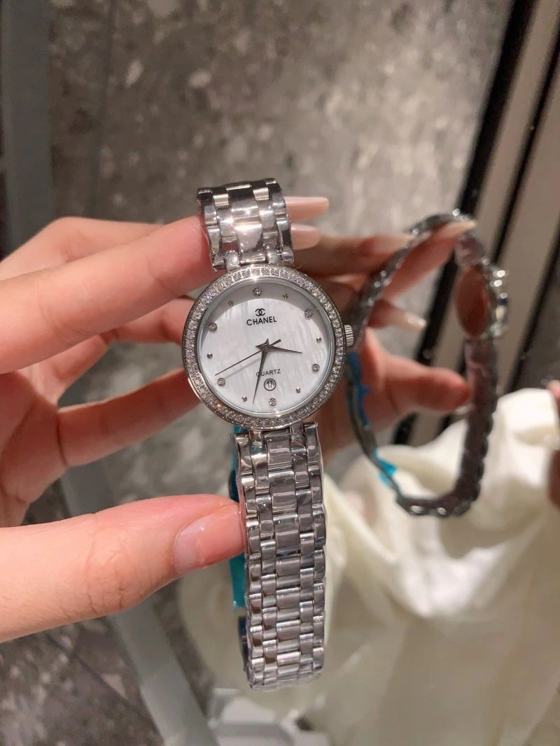 CHANEL Watches OnTrend 181582