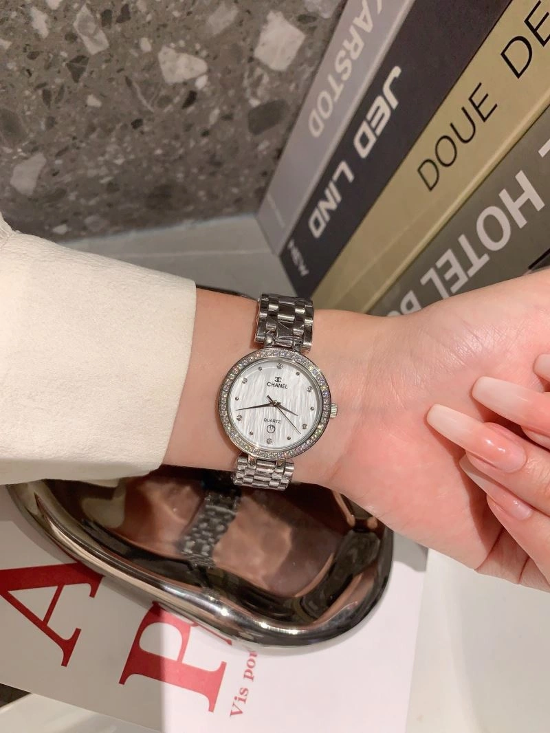 CHANEL Watches OnTrend 181582