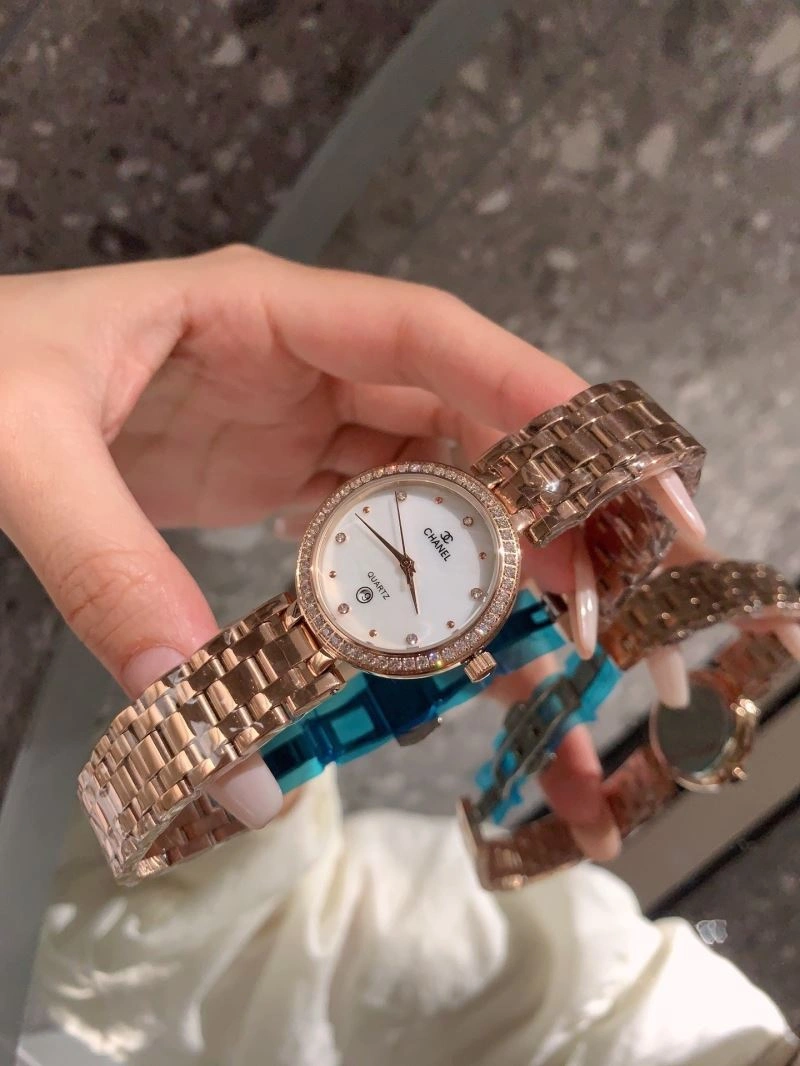 CHANEL Watches OnTrend 181582