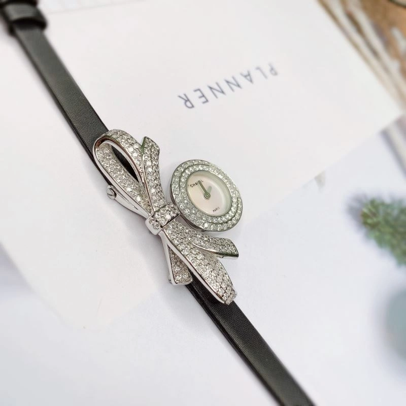 CHANEL Watches Sleek 181563