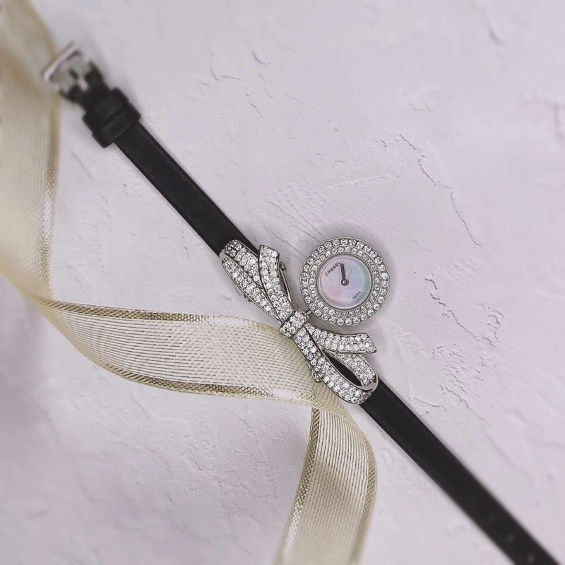CHANEL Watches Sleek 181563