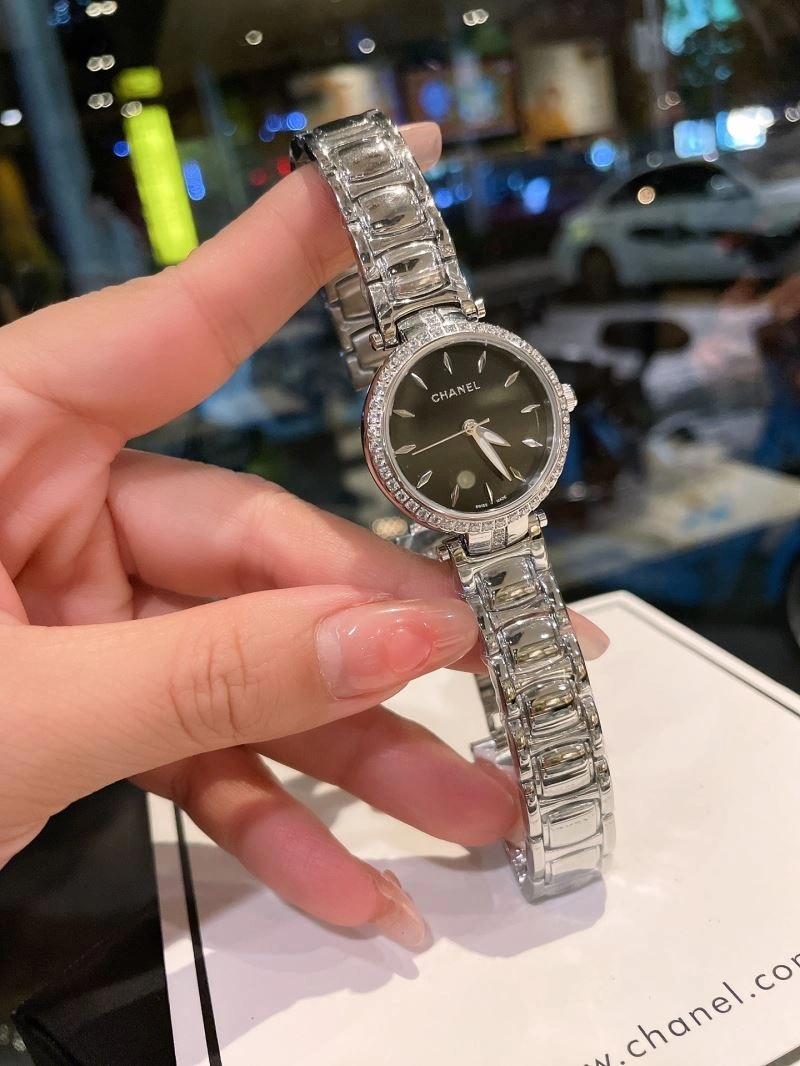 WrinkleFree CHANEL Watches 181570