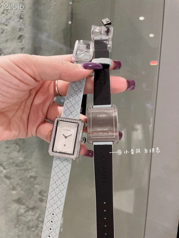Modern CHANEL Watches 181584