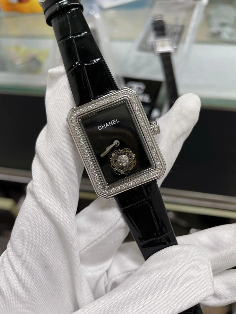 ComfortFit CHANEL Watches 181551