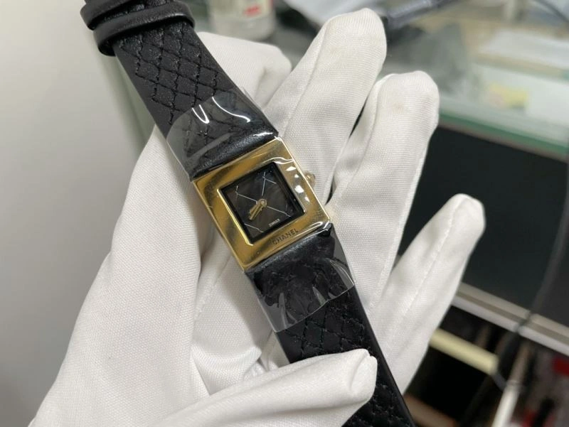 CHANEL Watches Fashionable 181549