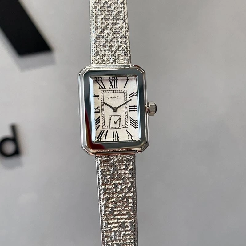 Effortless CHANEL Watches 181539