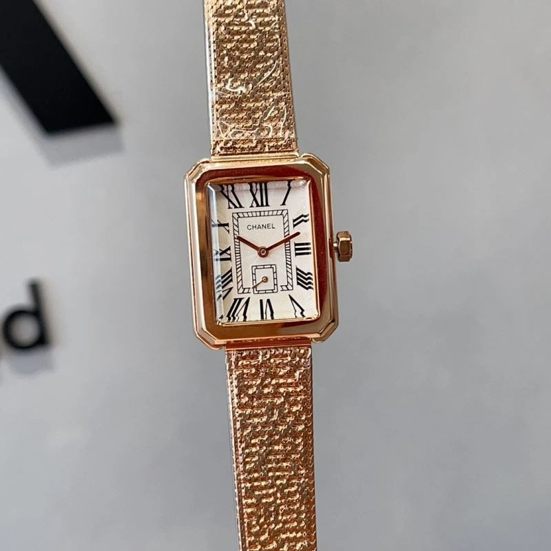 Effortless CHANEL Watches 181539