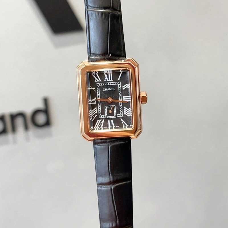 Versatile CHANEL Watches 181544