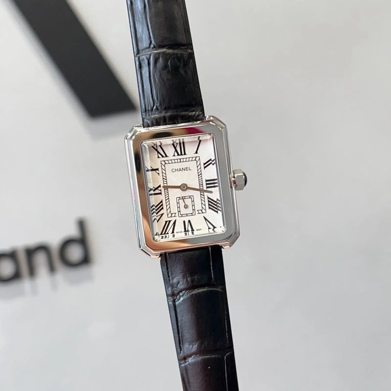 Versatile CHANEL Watches 181544
