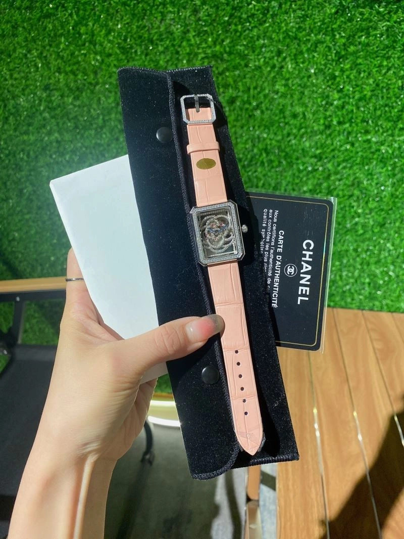 Tailored CHANEL Watches 181540