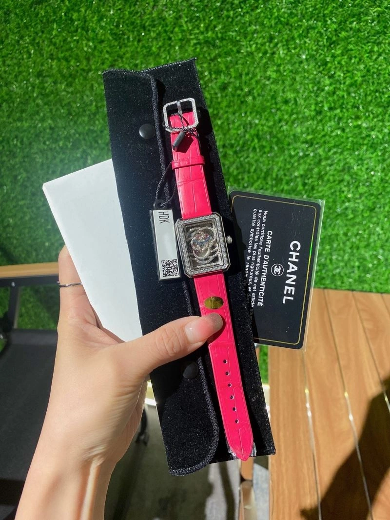 Tailored CHANEL Watches 181540