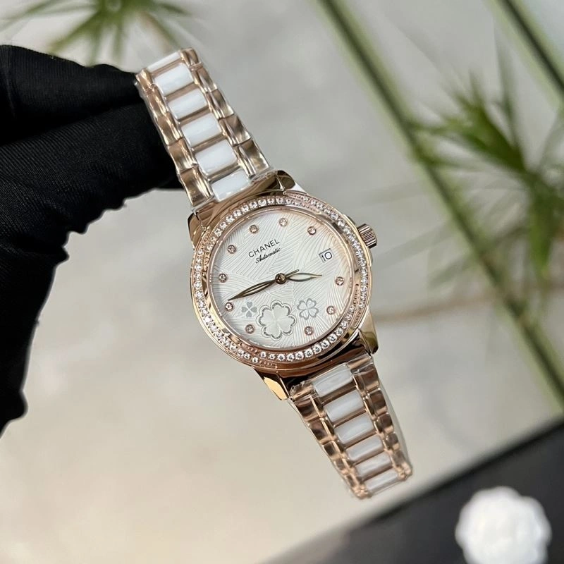 Fashionable CHANEL Watches 181530