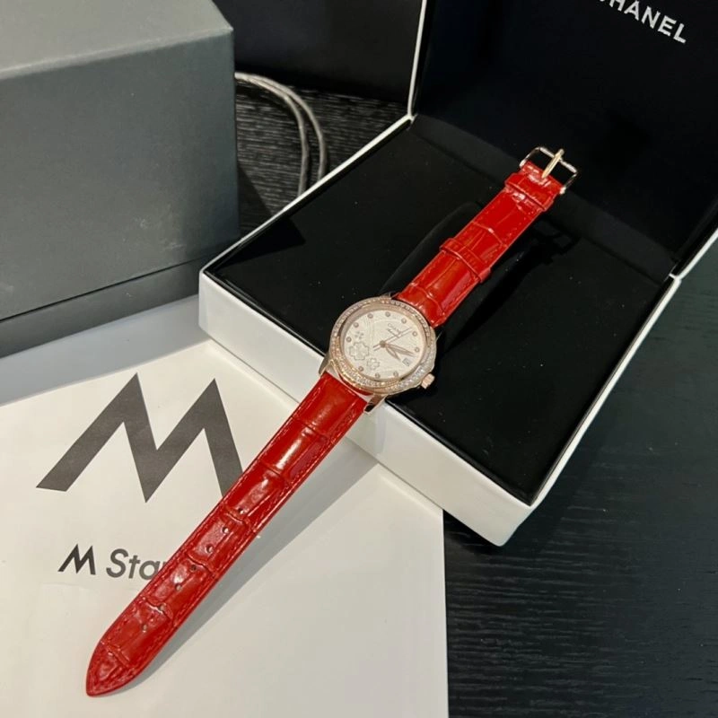 AllSeason CHANEL Watches 181536