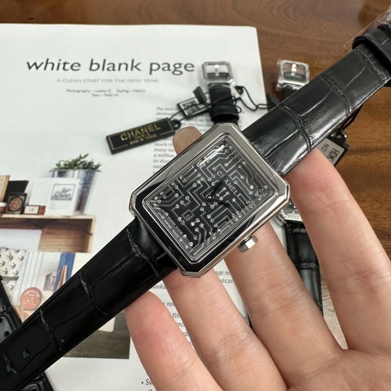 Neat CHANEL Watches 181542