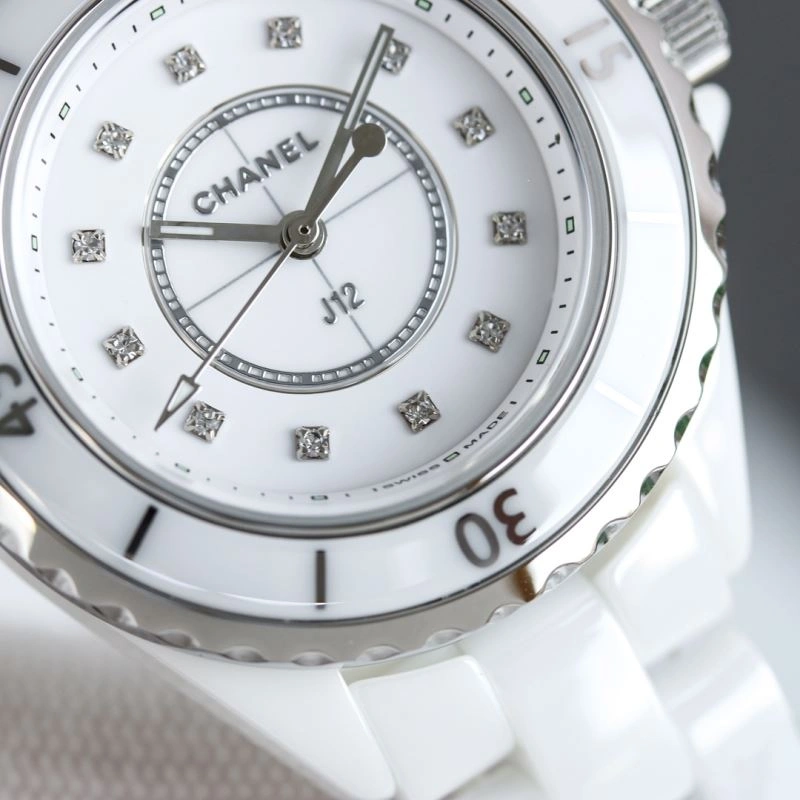 Practical CHANEL Watches 181538