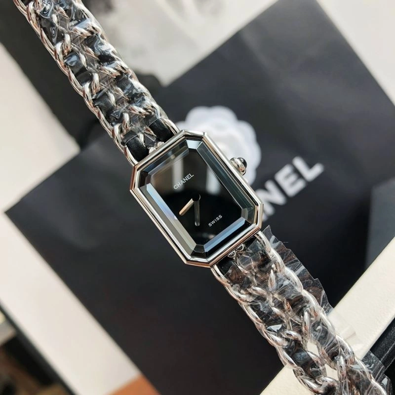CHANEL Watches WellDesigned 181528