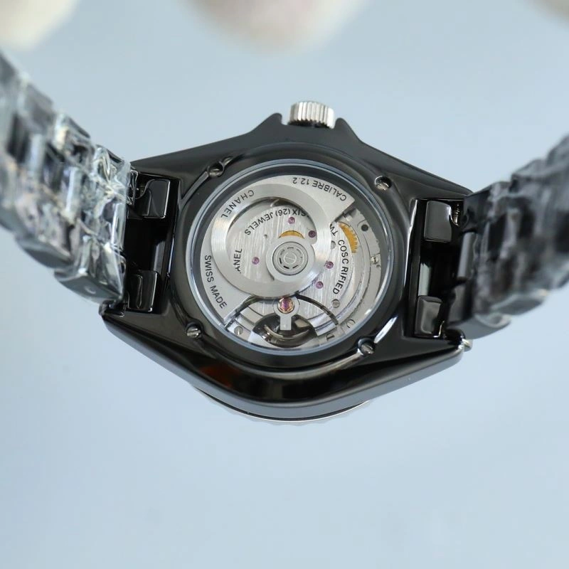 UrbanChic CHANEL Watches 181509