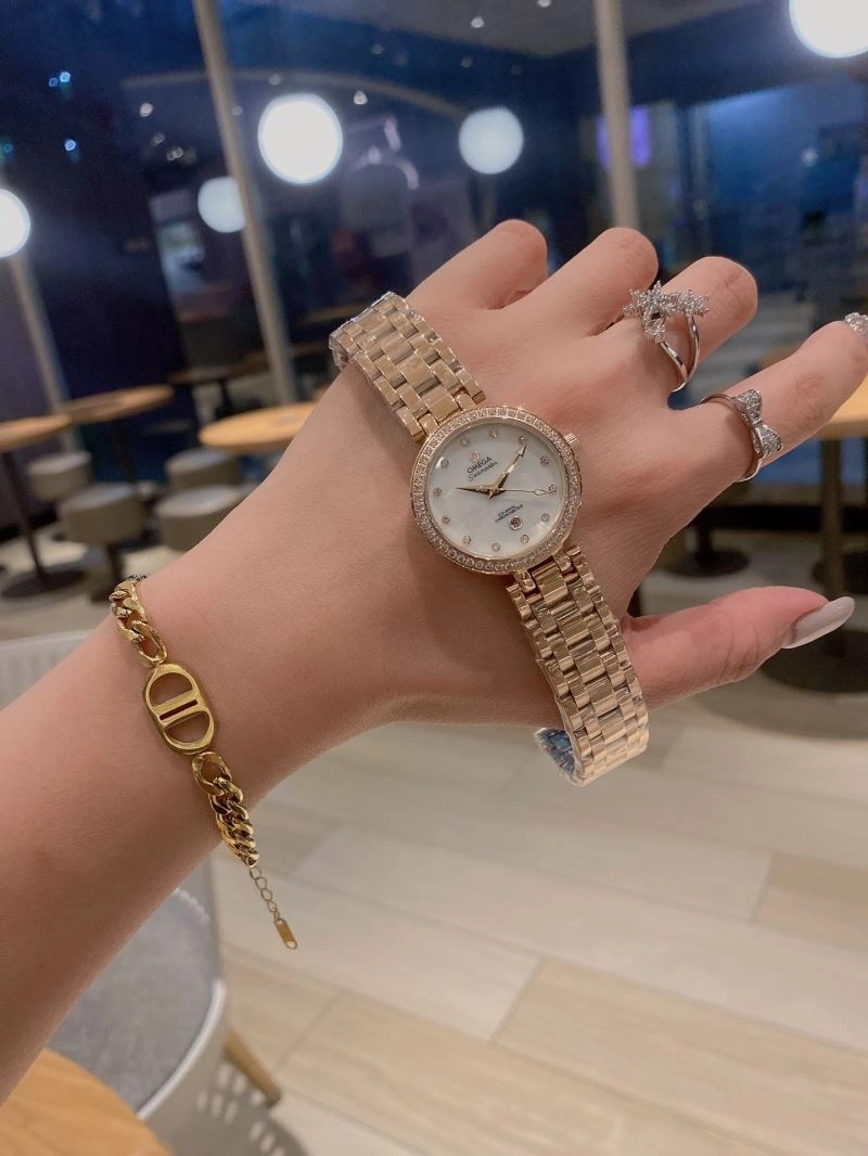 CHANEL Watches FashionForward 181490
