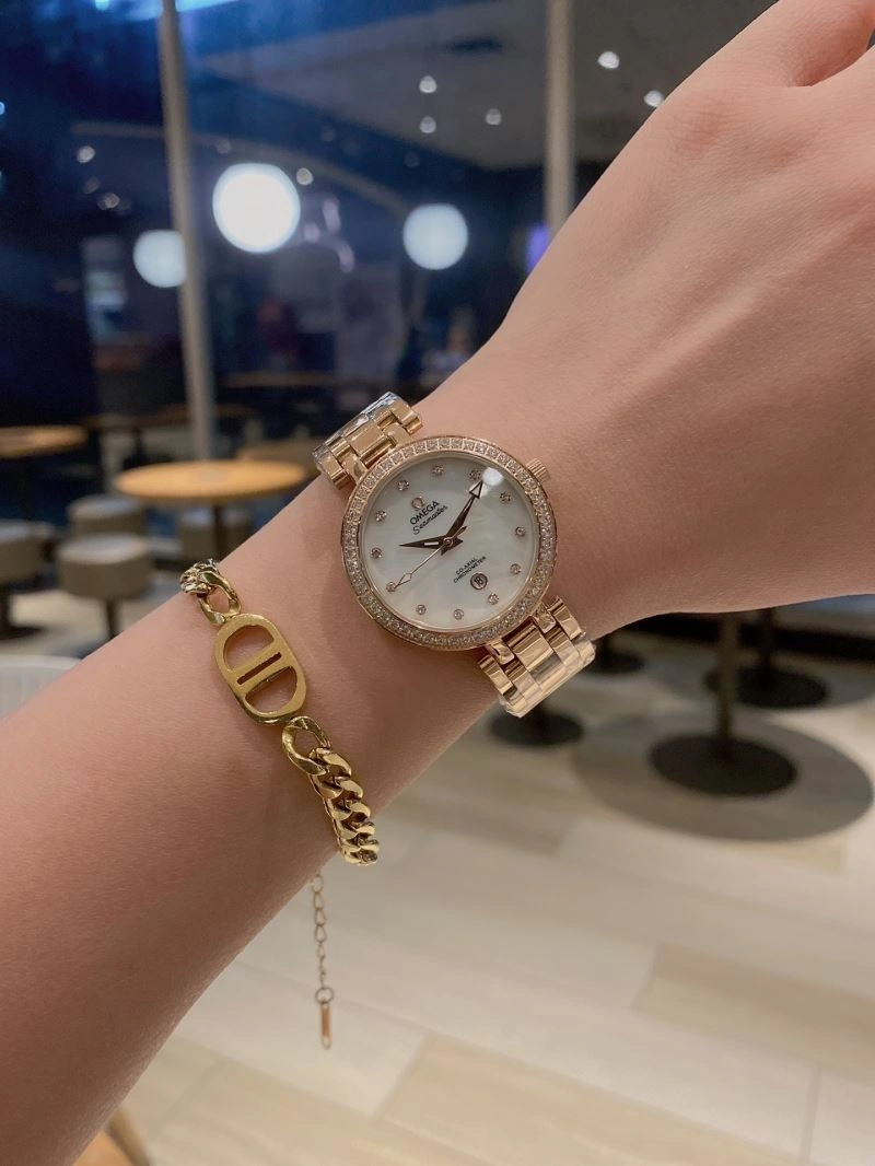 CHANEL Watches FashionForward 181490