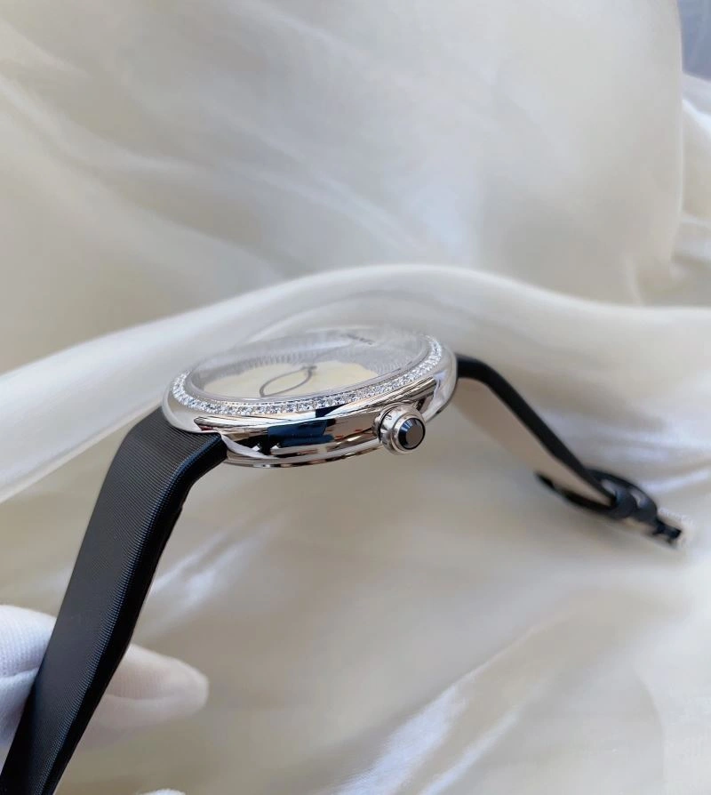 Attractive CHANEL Watches 181477