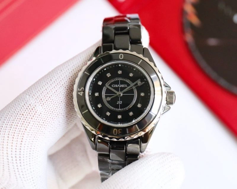 Effortless CHANEL Watches 181487
