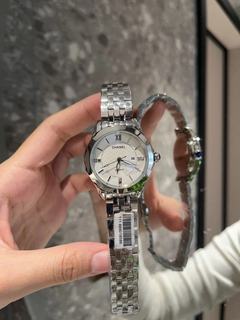 ZipUp CHANEL Watches 181497