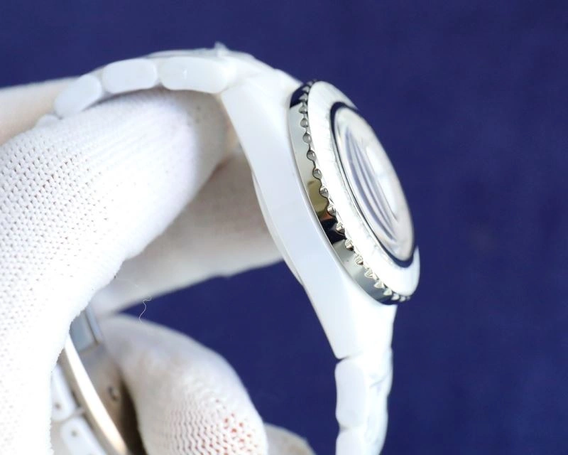ZeroBulk CHANEL Watches 181472