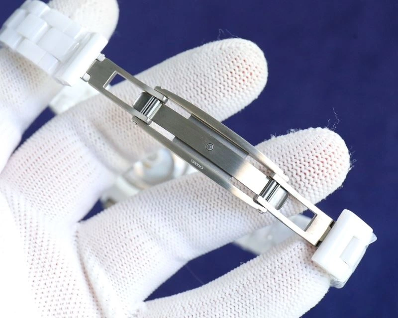 ZeroBulk CHANEL Watches 181472