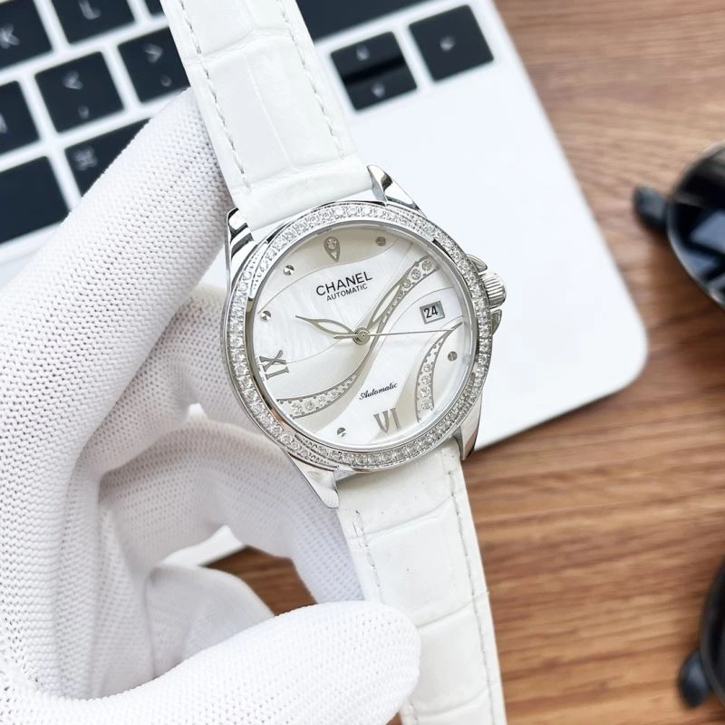 ZipUp CHANEL Watches 181471