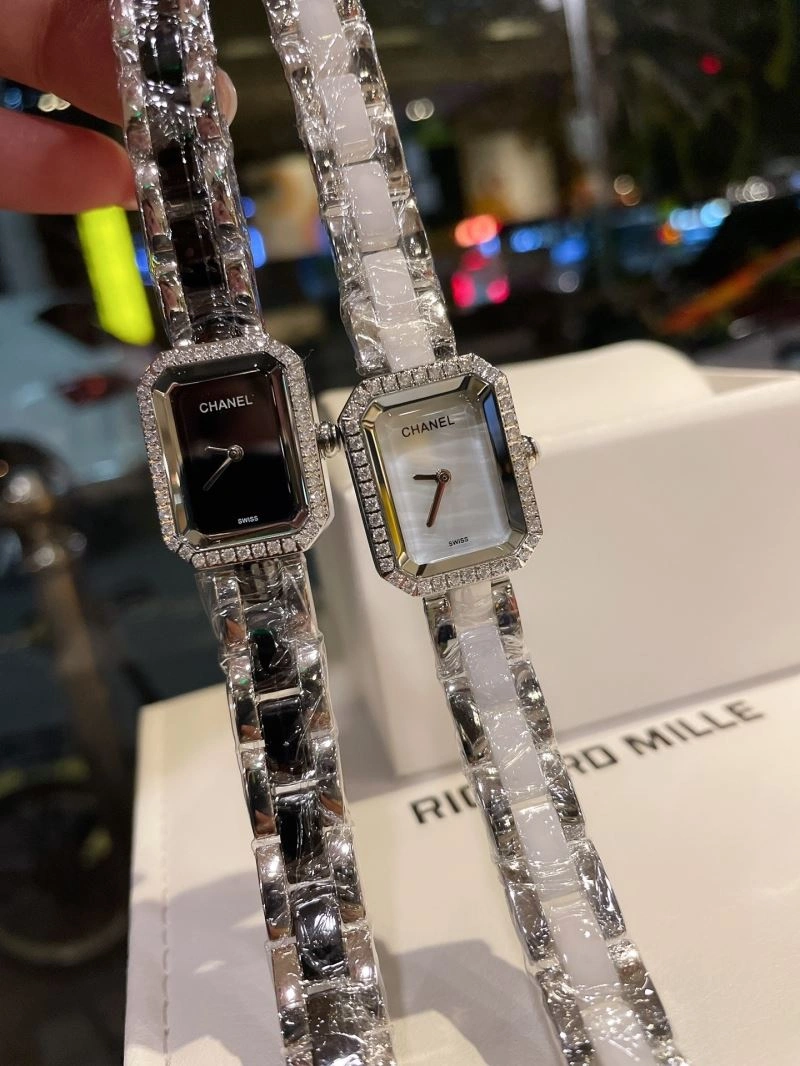 Colorful CHANEL Watches 181468