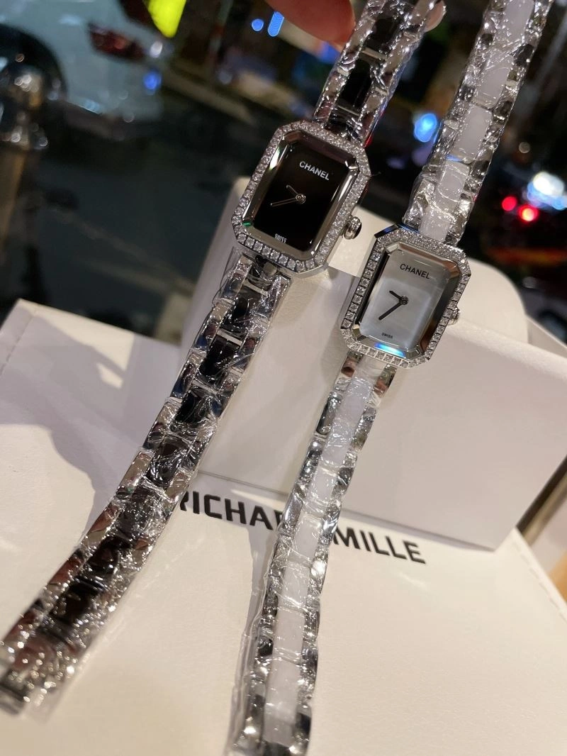 Colorful CHANEL Watches 181468