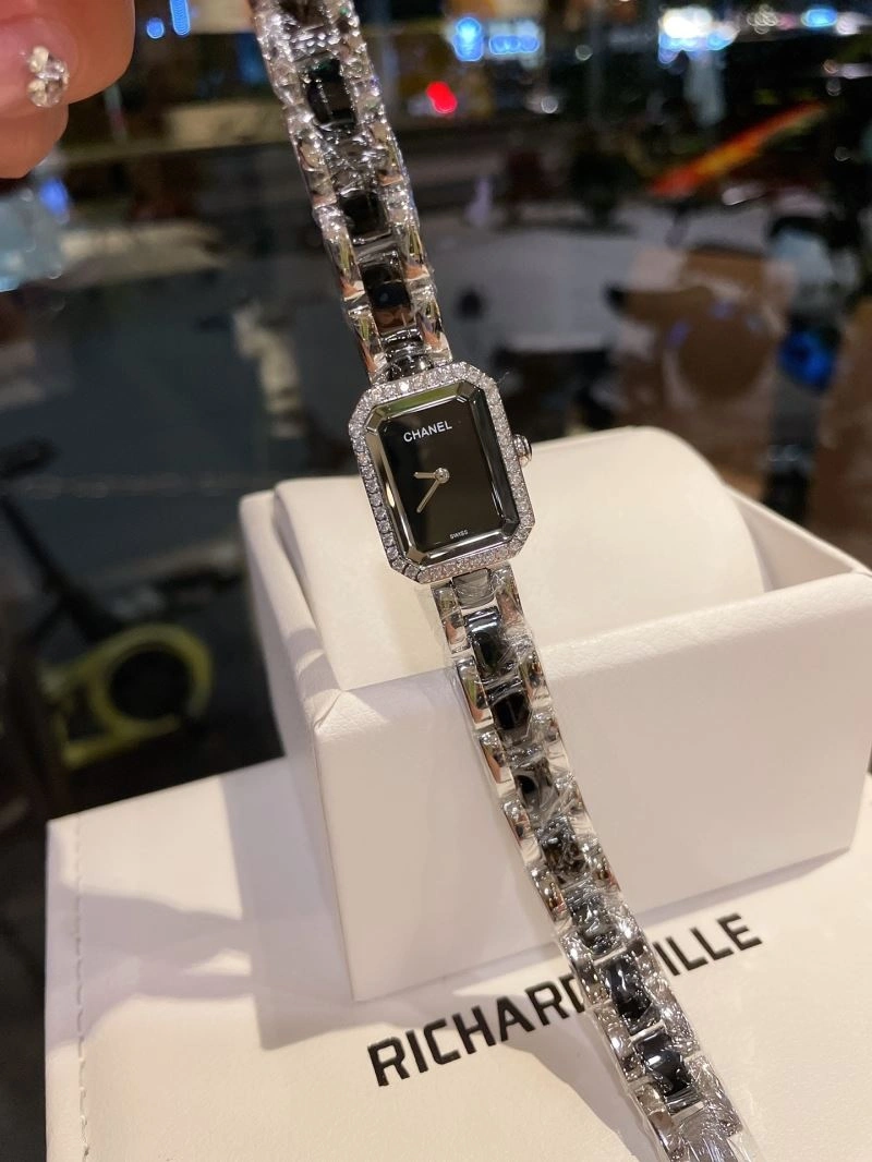Colorful CHANEL Watches 181468