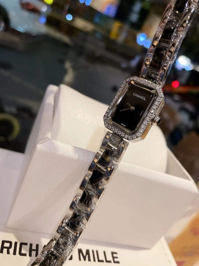 Colorful CHANEL Watches 181468