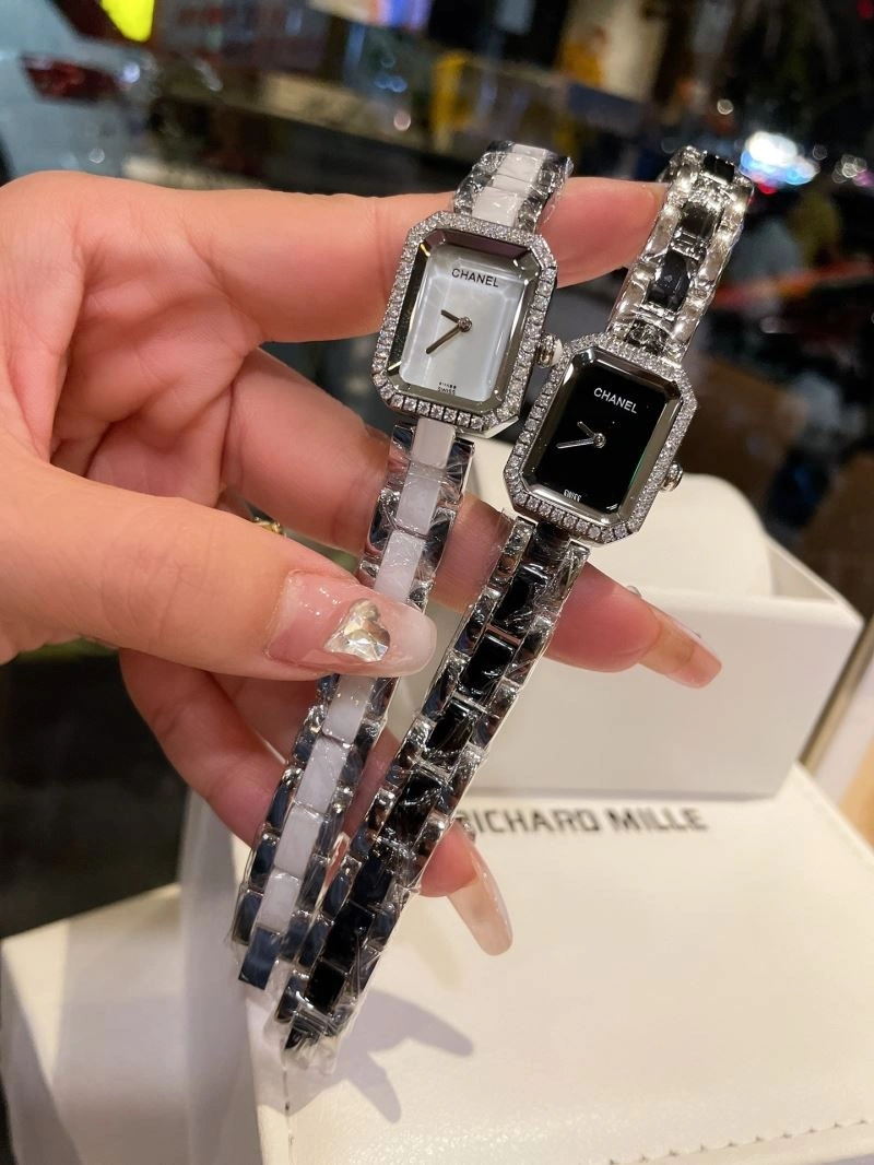 Colorful CHANEL Watches 181468