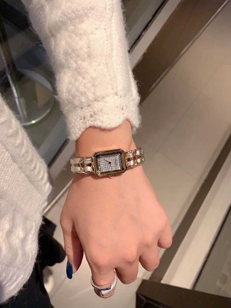 Unisex CHANEL Watches 181467