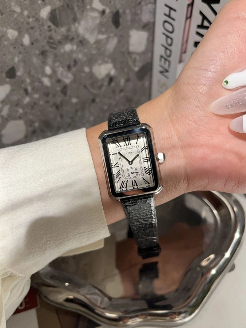 Comfortable CHANEL Watches 181461