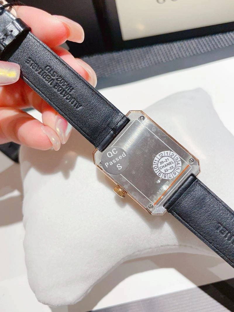 Effortless CHANEL Watches 181444