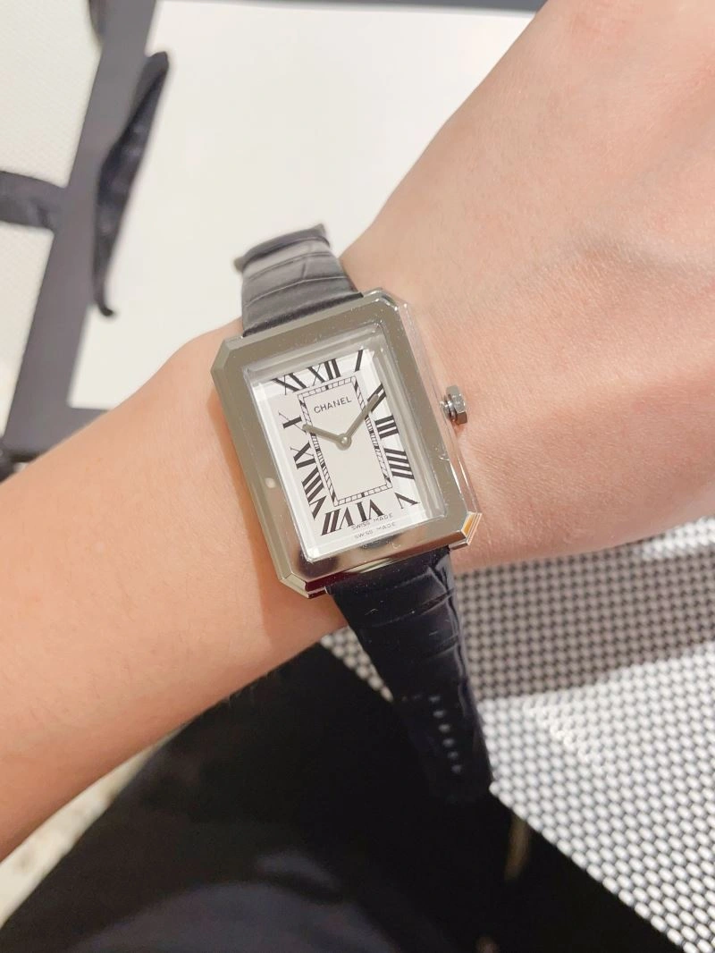 Effortless CHANEL Watches 181444