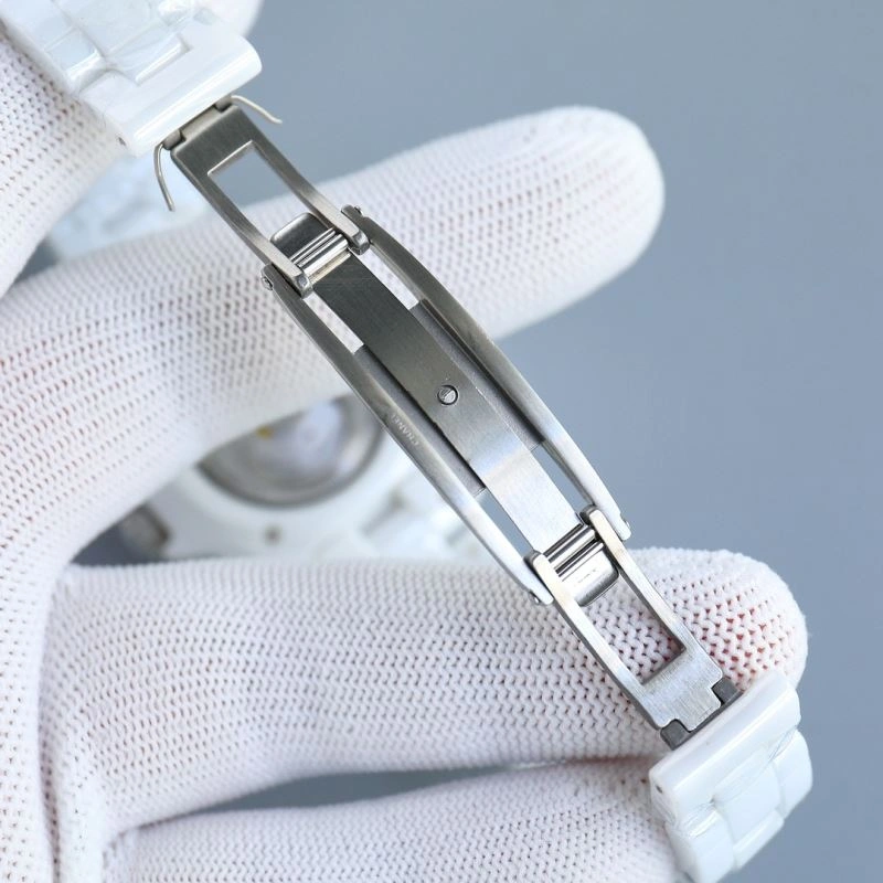 DailyWear CHANEL Watches 181448