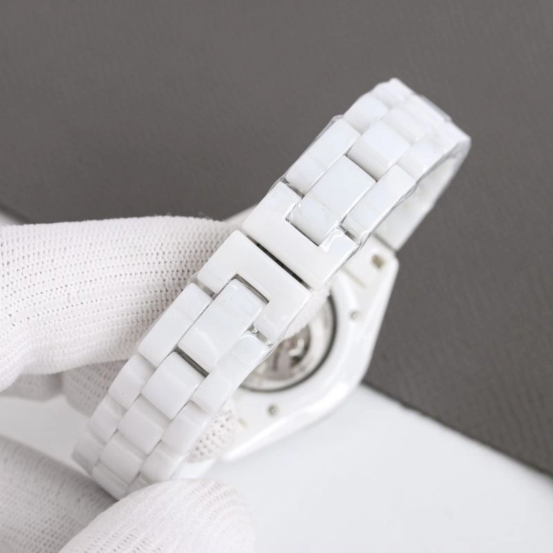 AllSeason CHANEL Watches 181464