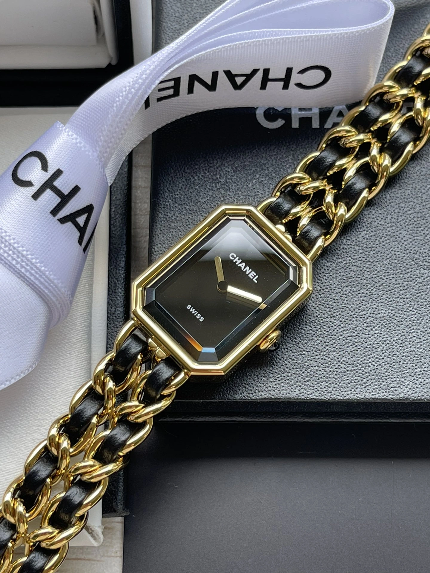 TimelessDesign CHANEL Watches 181454