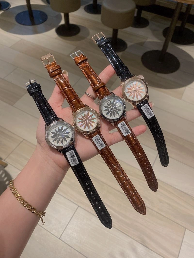 Modern CHANEL Watches 181436