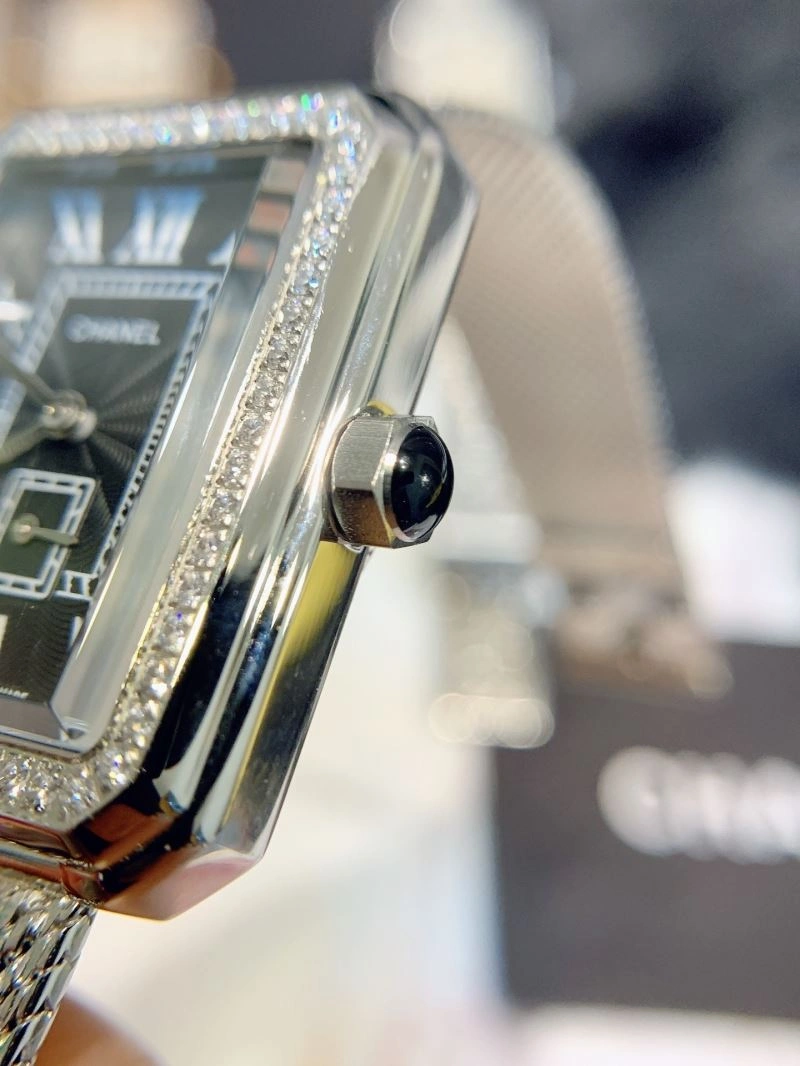 Casual CHANEL Watches 181432