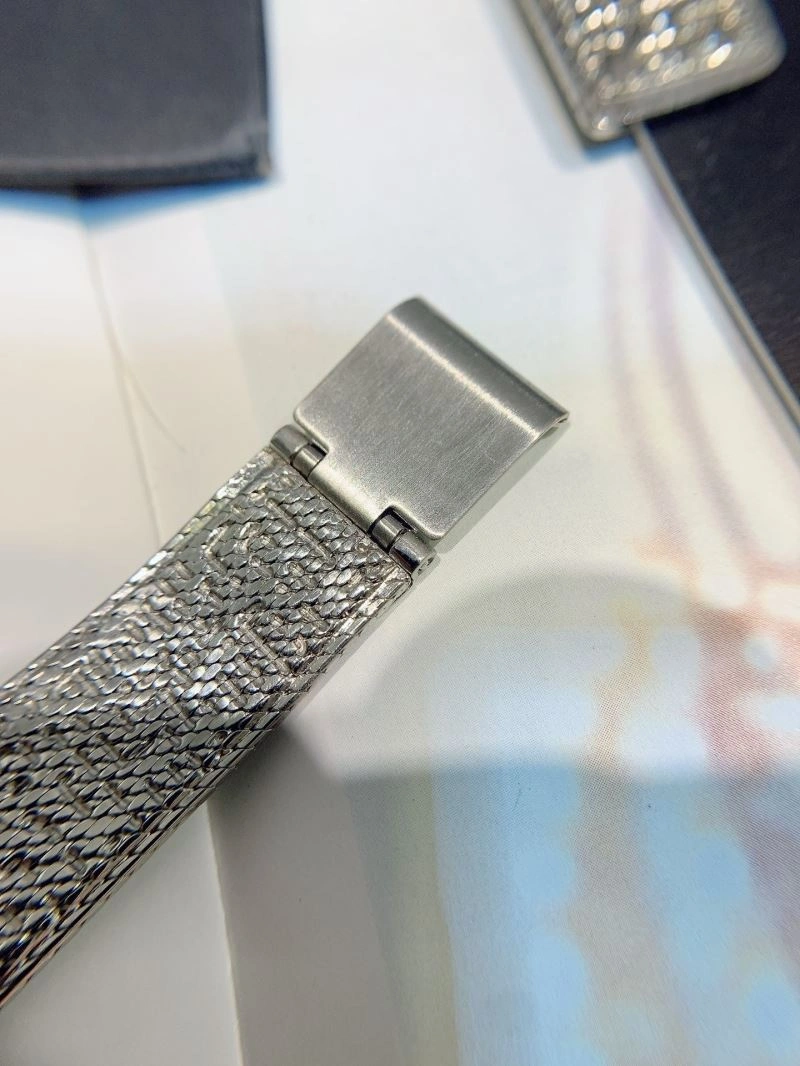 Casual CHANEL Watches 181432
