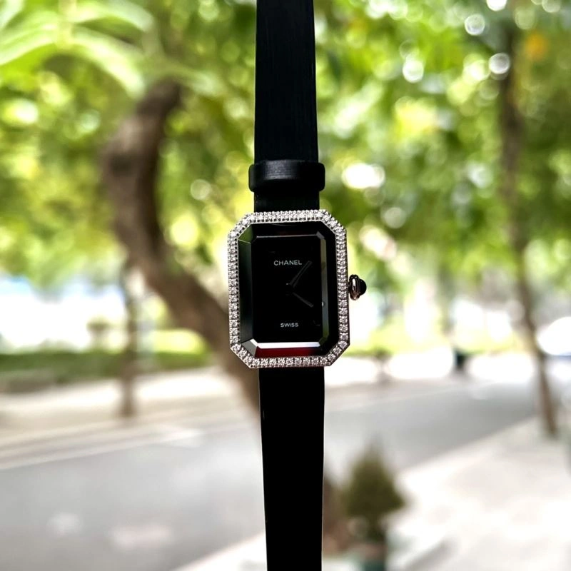 EasyMatch CHANEL Watches 181428