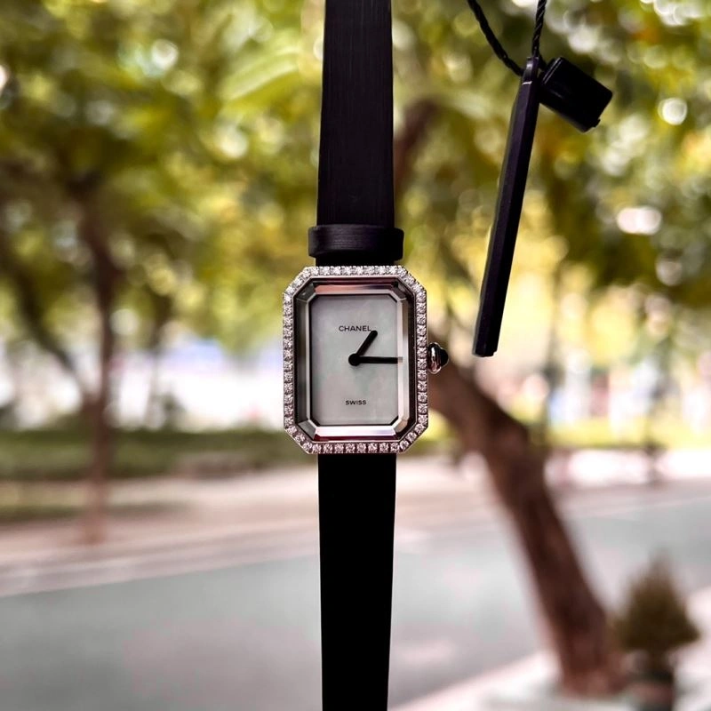 EasyMatch CHANEL Watches 181428