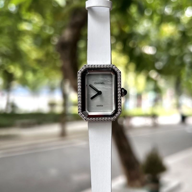 EasyMatch CHANEL Watches 181428